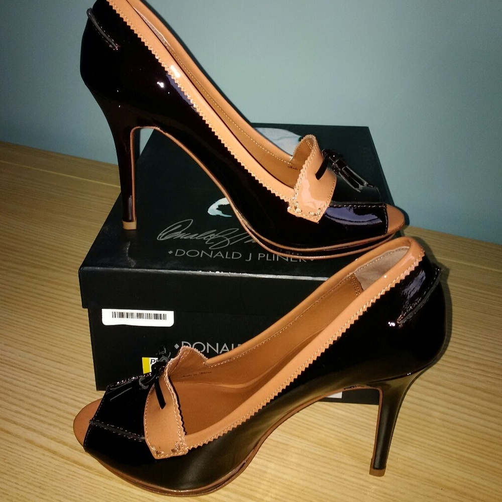 Donald J. Pliner Penni Platform Heels 8M